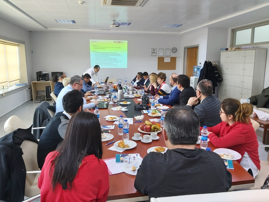 Εναρκτήρια συνάντηση του Επιμελητηρίου Χαλκιδικής με τους εταίρους του, στο νέο ευρωπαϊκό πρόγραμμα  που συμμετέχει με τίτλο “ Practices for Increasing Export-oriented Entrepreneurial Skills of VET Learners”